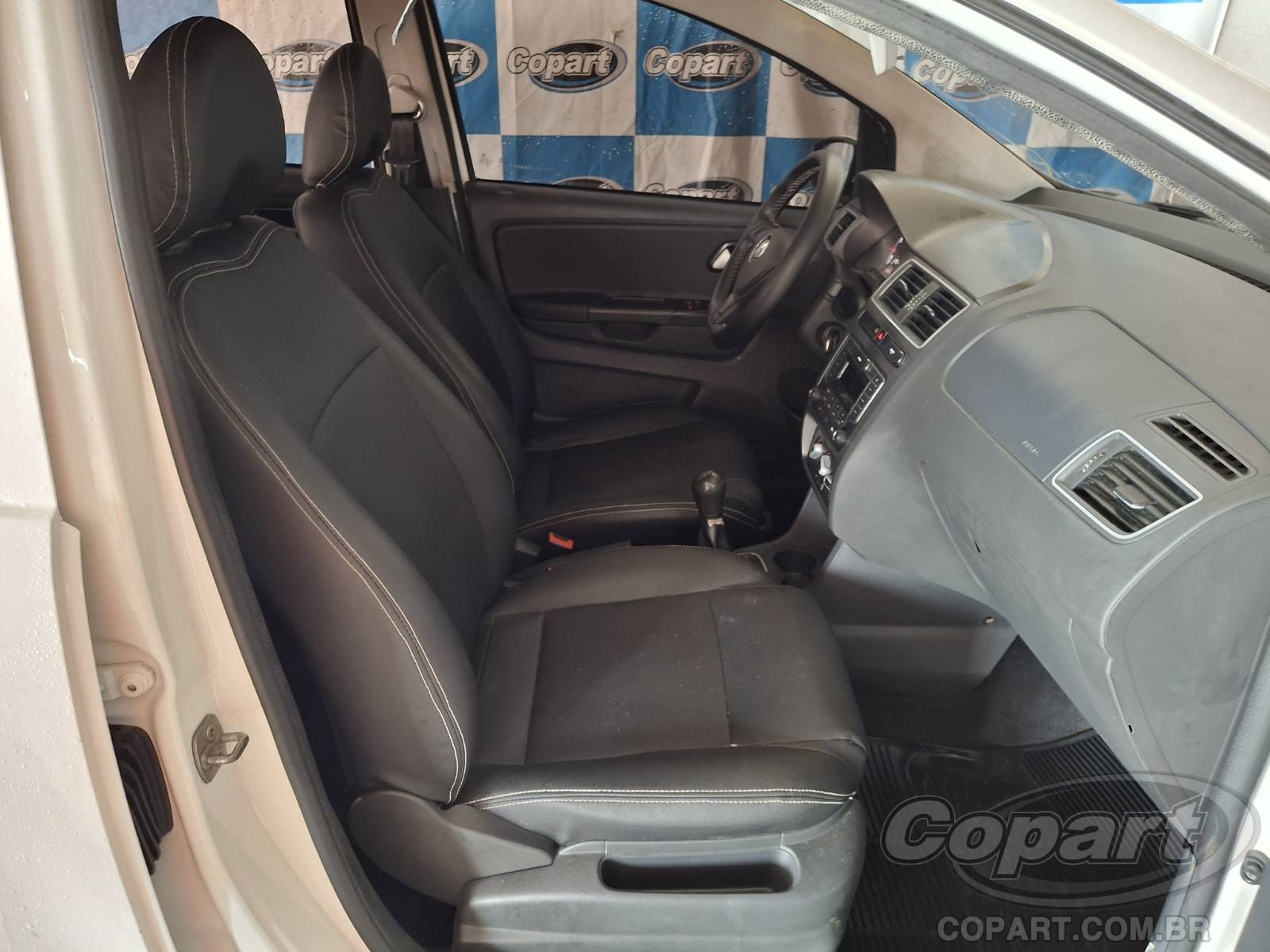 2017 VOLKSWAGEN FOX — foto 5 de 10