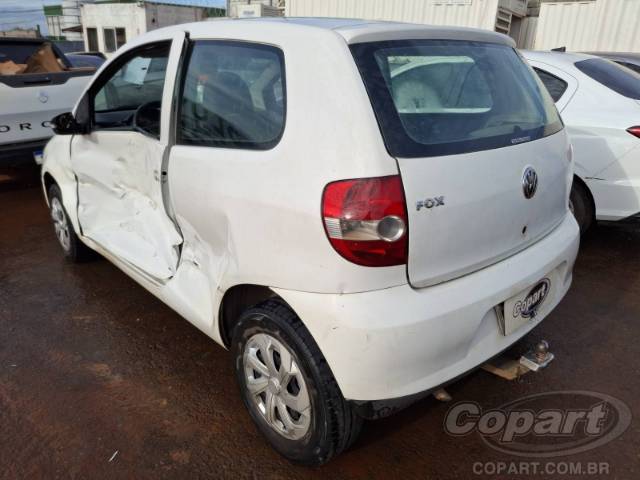 2005 VOLKSWAGEN FOX 
