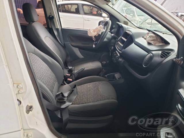 2021 FIAT UNO 