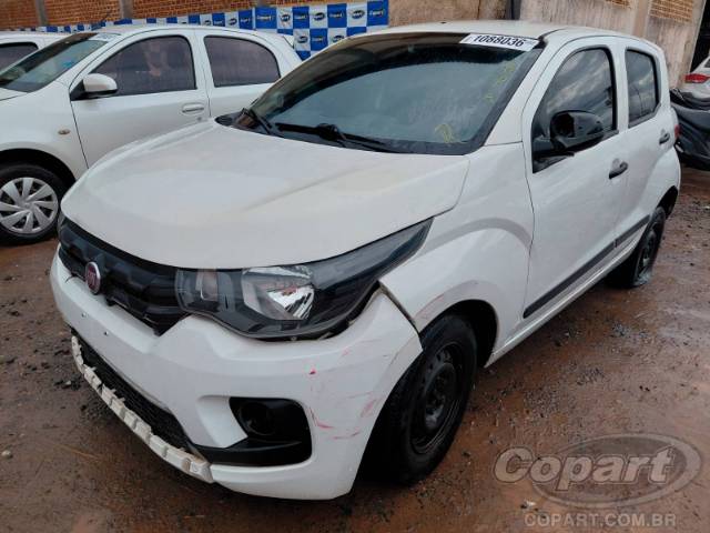 2017 FIAT MOBI 