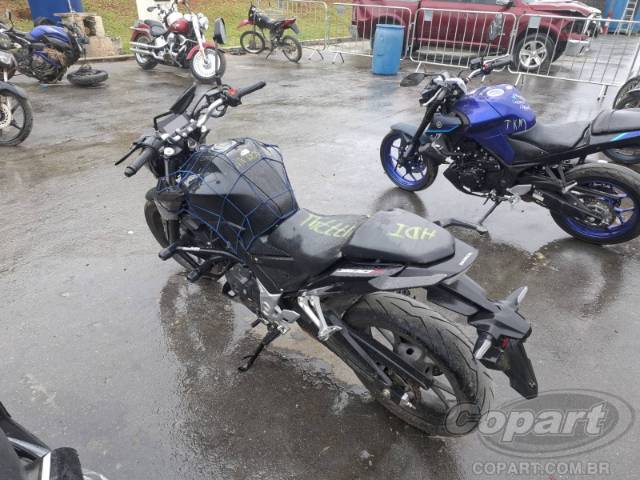 2026 HONDA CB 300F 
