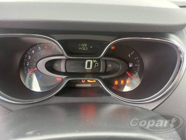 2021 RENAULT CAPTUR 