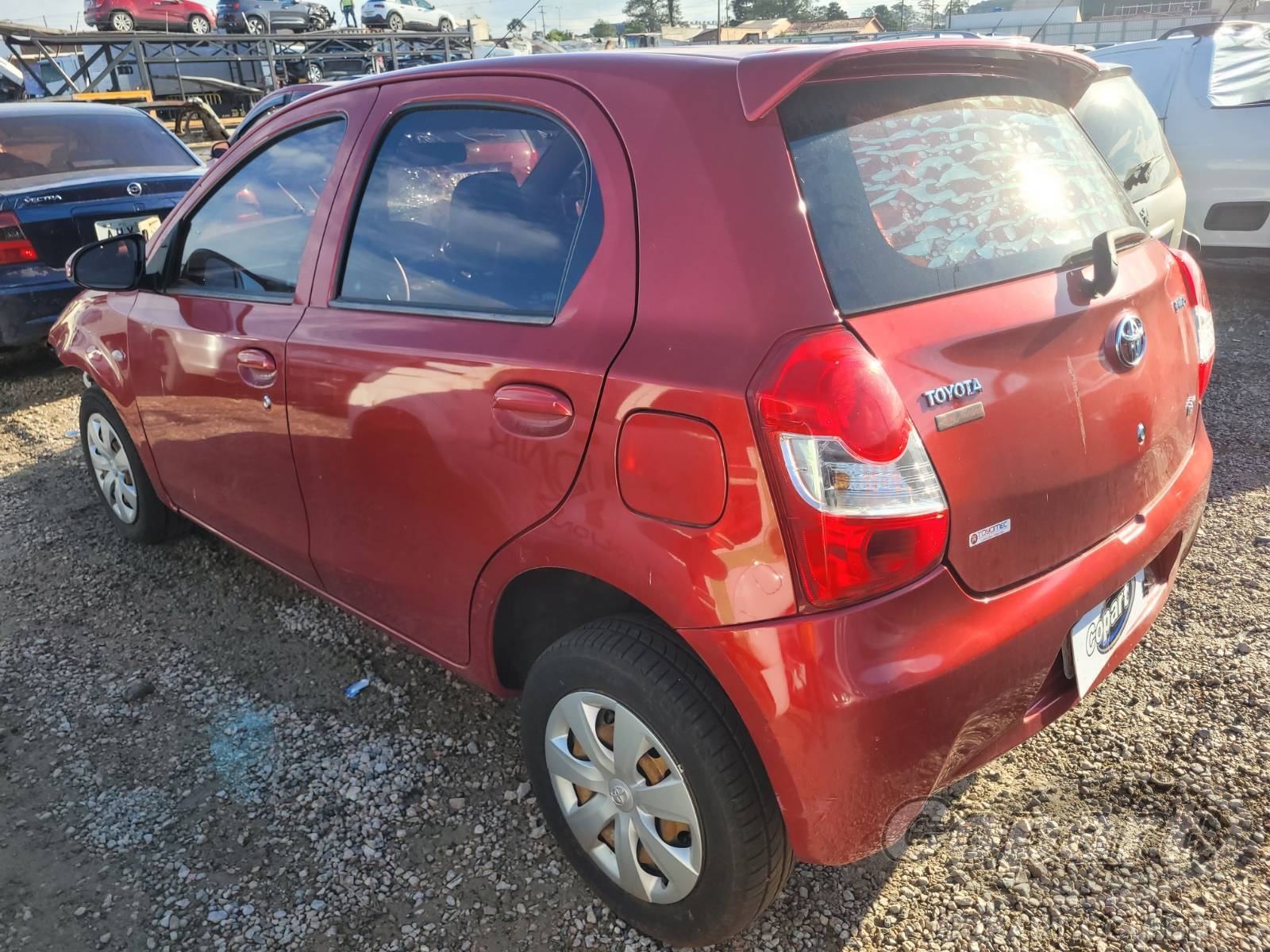 Foto 3: 2015 TOYOTA ETIOS