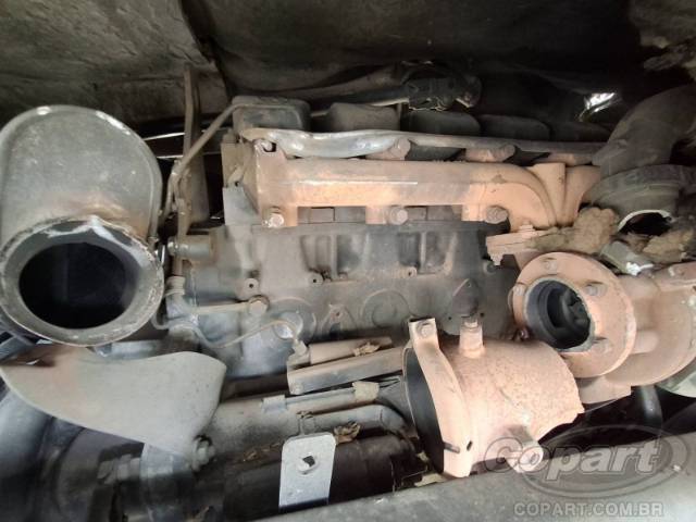 2010 MERCEDES BENZ AXOR 