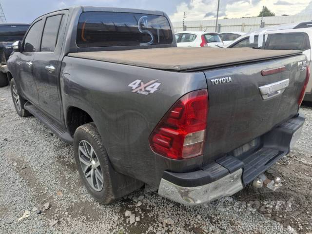 2017 TOYOTA HILUX CD 