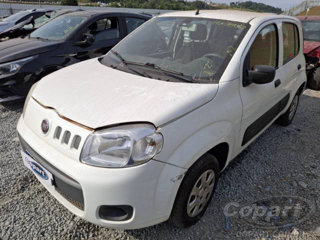 2015 FIAT UNO 