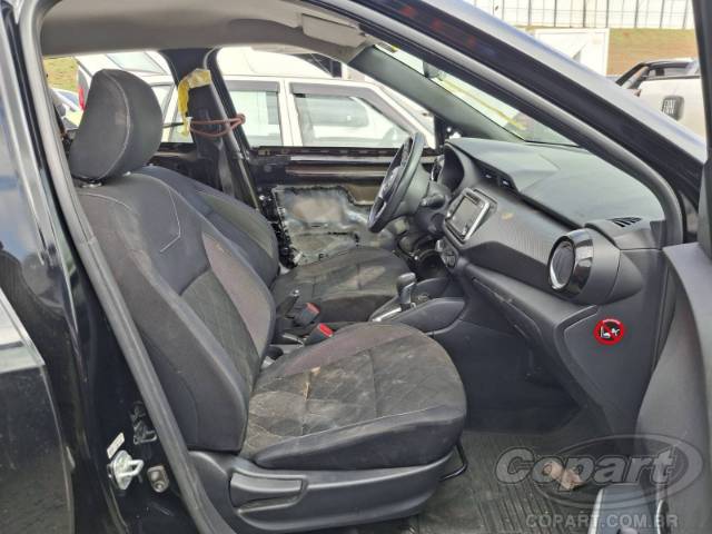 2017 NISSAN KICKS 