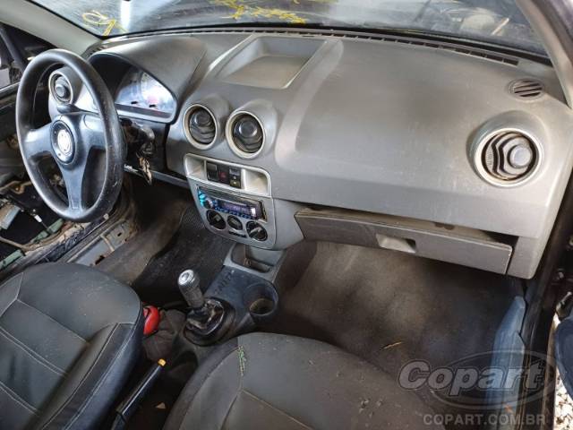 2009 VOLKSWAGEN SAVEIRO 