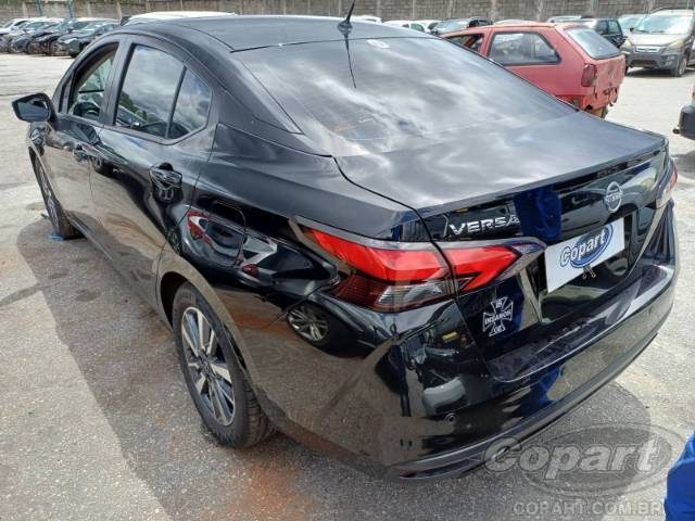 2024 NISSAN VERSA 
