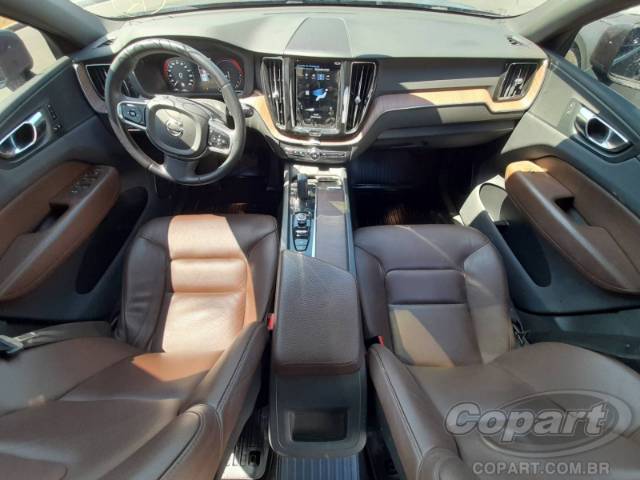 2021 VOLVO XC60 