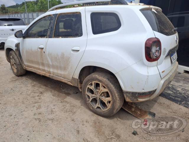 2021 RENAULT DUSTER 
