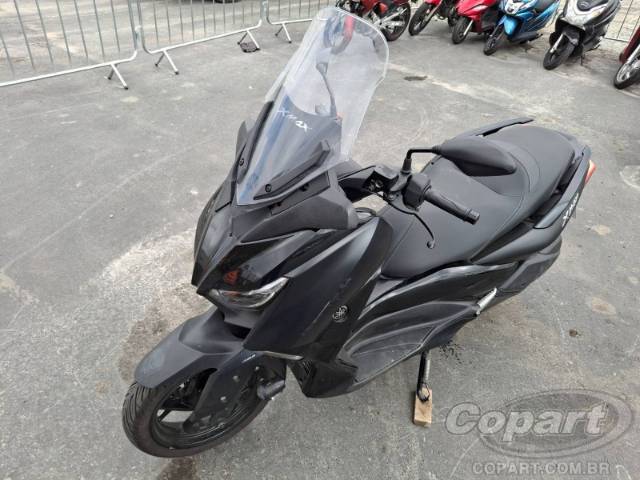 2022 YAMAHA XMAX 