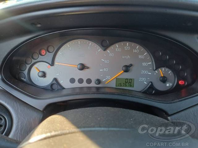 2006 FORD FOCUS SEDAN 