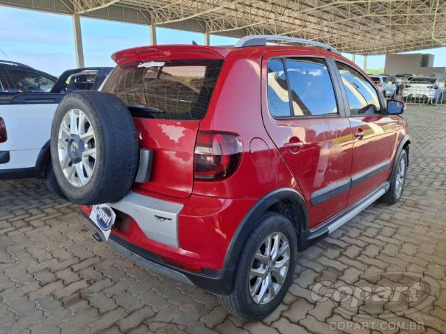 2013 VOLKSWAGEN FOX 
