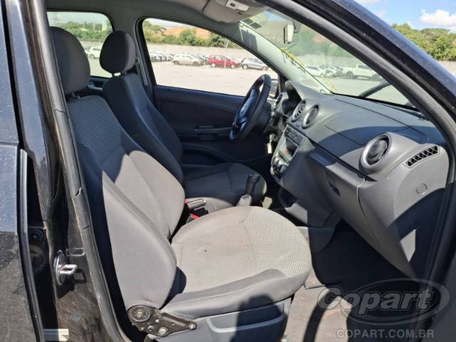 2011 VOLKSWAGEN GOL 
