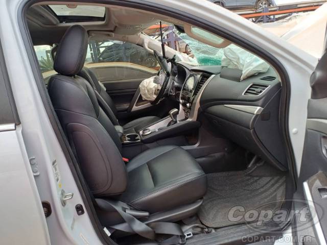 2024 MITSUBISHI PAJERO SPORT 