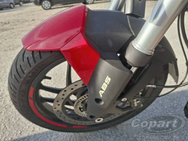 2025 BAJAJ DOMINAR 