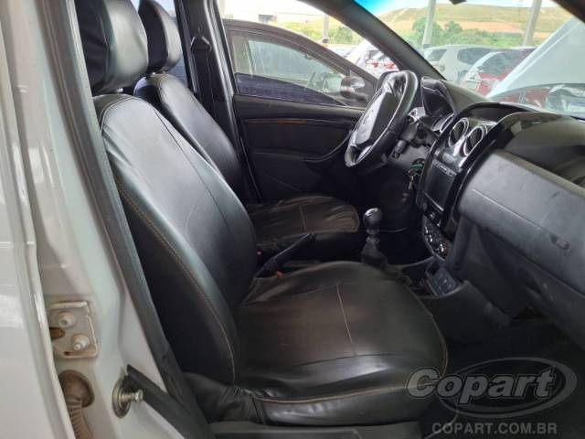 2022 RENAULT DUSTER OROCH 