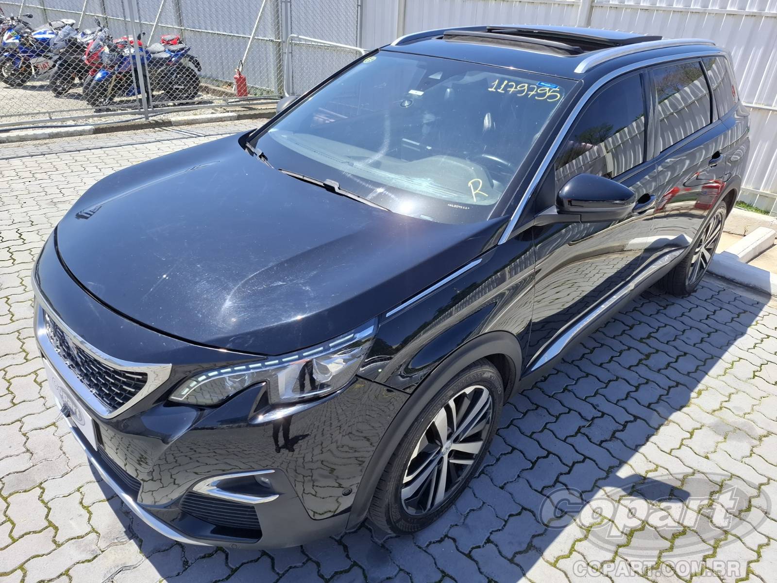 Foto 12 de 15: 2019 PEUGEOT 5008