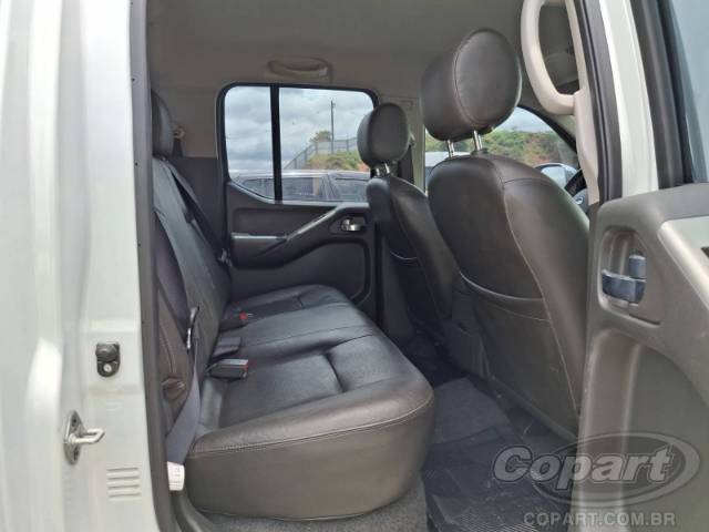 2016 NISSAN FRONTIER CD 