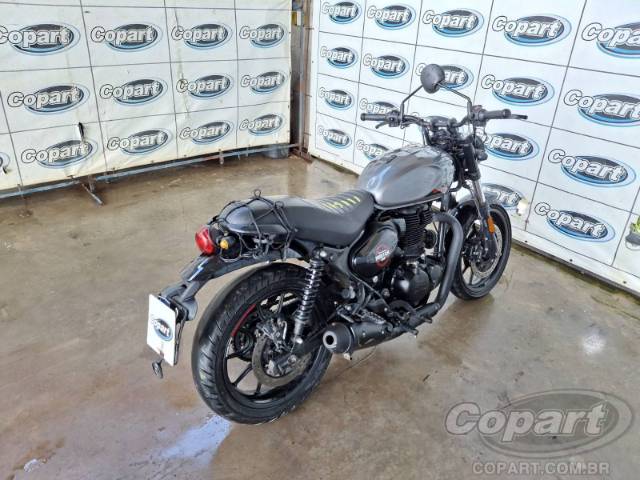 2025 ROYAL ENFIELD HUNTER 
