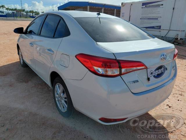 2019 TOYOTA YARIS SEDA 