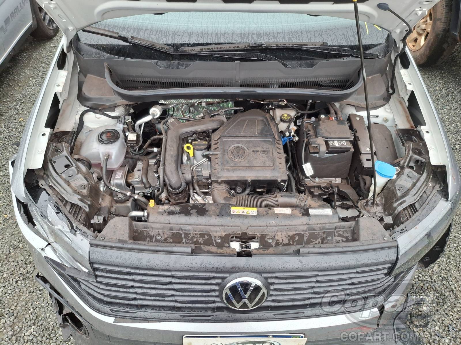 Foto 7 de 15: 2024 VOLKSWAGEN T-CROSS