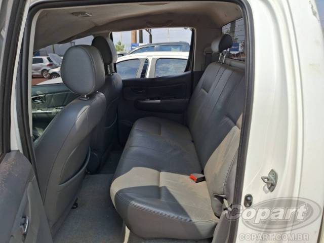 2015 TOYOTA HILUX CD 