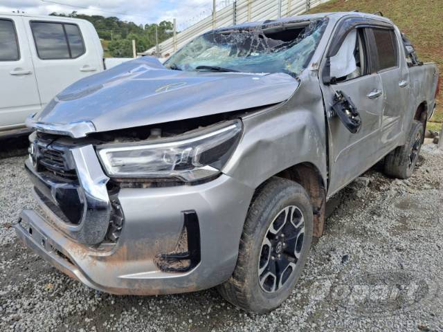 2021 TOYOTA HILUX CD 