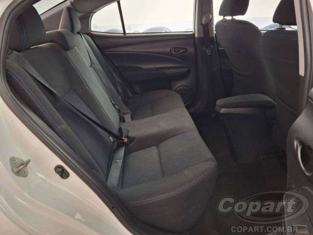 2020 TOYOTA YARIS SEDA 