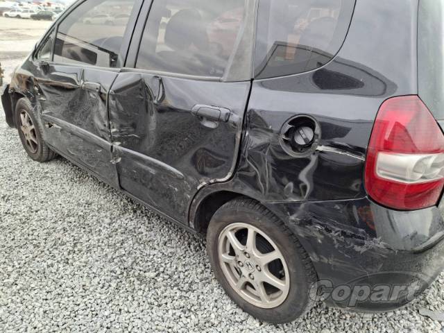 2005 HONDA FIT 