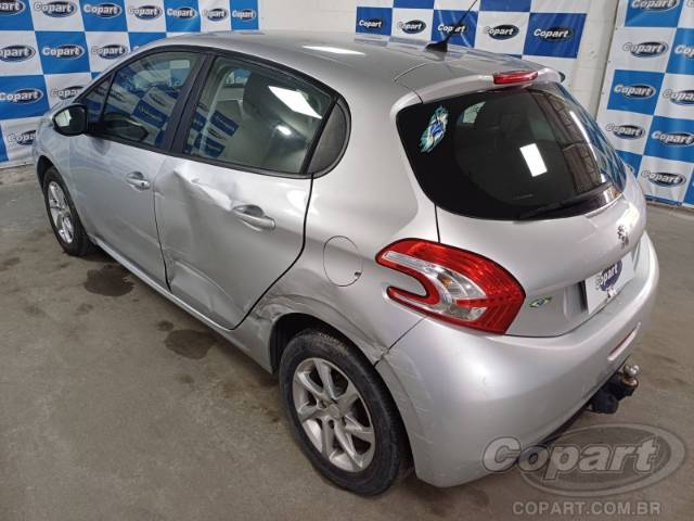 2015 PEUGEOT 208 