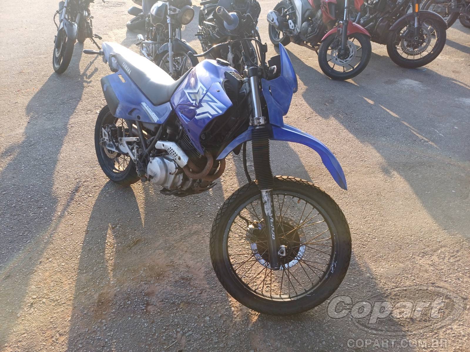 Veículo YAMAHA XT Yamaha XT 600 2001 2001 em leilão