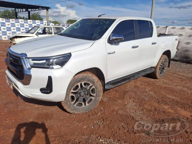 2023 TOYOTA HILUX CD 