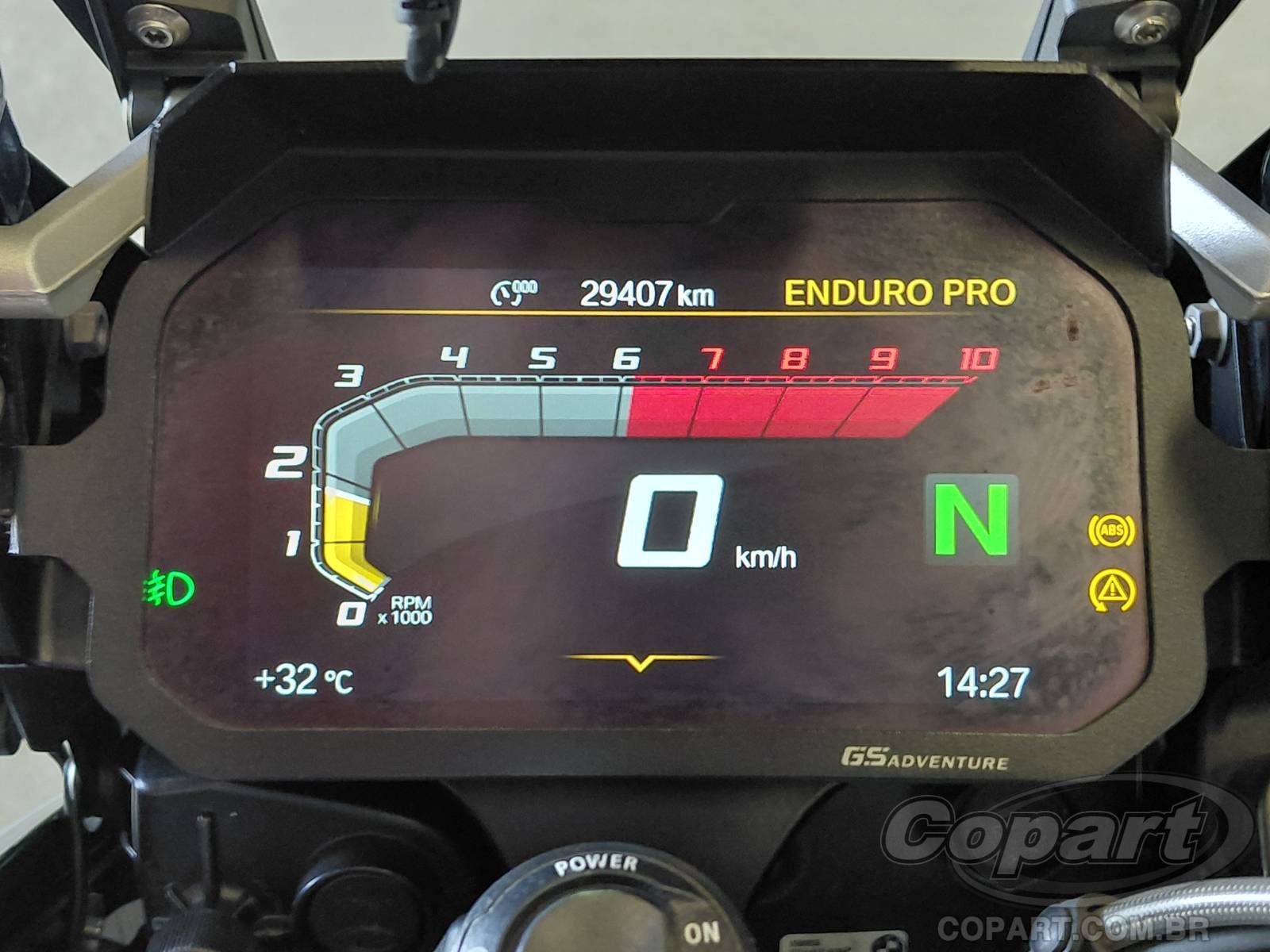 Foto 9 de 11: 2023 BMW R 1250