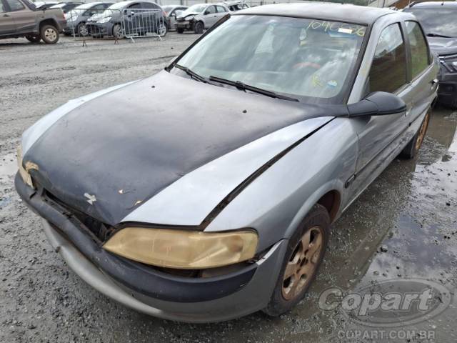 1998 CHEVROLET VECTRA 