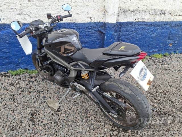 2023 TRIUMPH STREET TRIPLE 