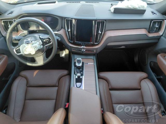 2024 VOLVO XC60 