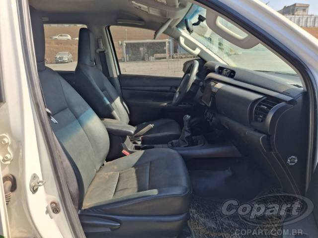 2024 TOYOTA HILUX CD 