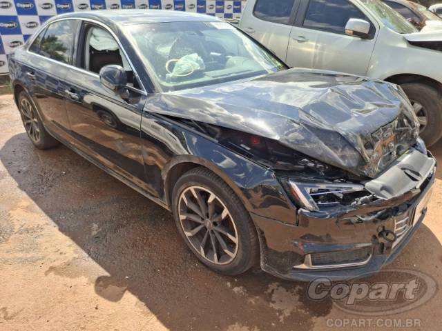 2019 AUDI A4 