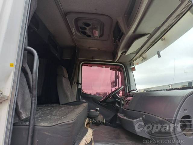 2013 MERCEDES BENZ AXOR 