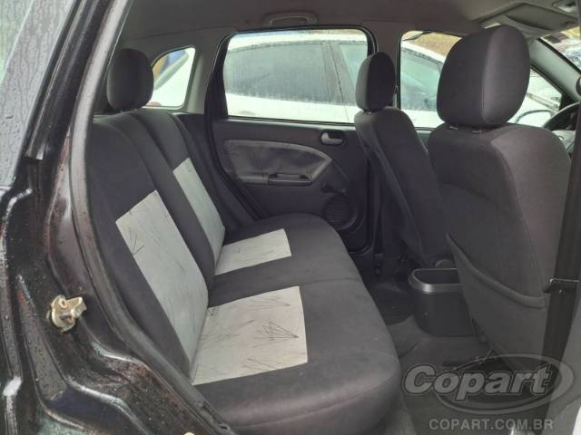 2010 FORD FIESTA 