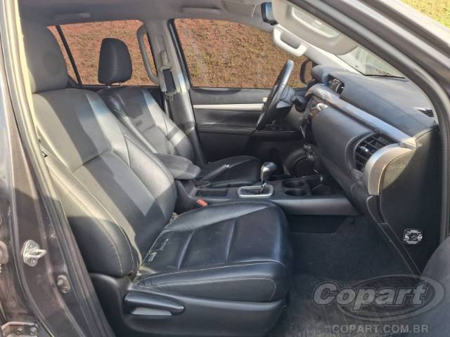 2024 TOYOTA HILUX CD 