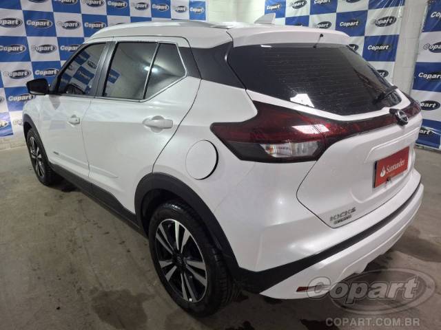 2025 NISSAN Kicks Play 