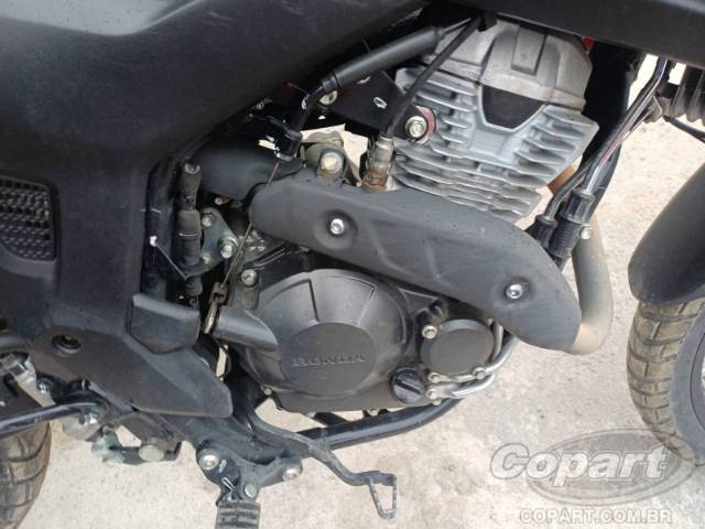 2025 HONDA XRE SAHARA 300 