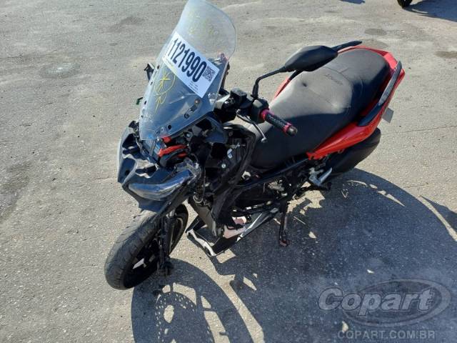 2024 YAMAHA XMAX 