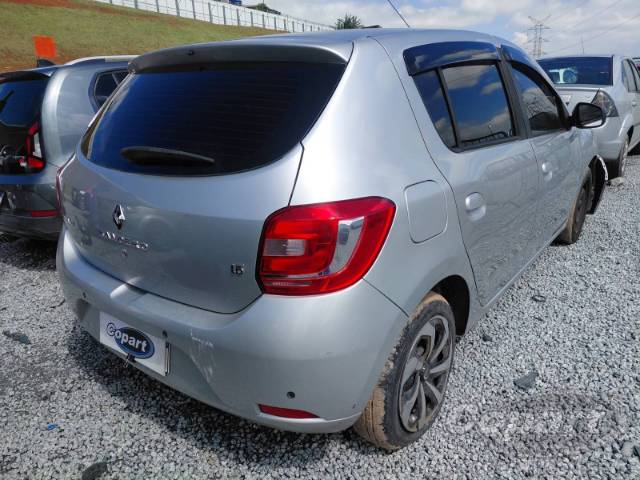 2015 RENAULT SANDERO 
