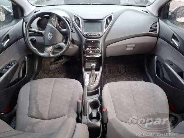 2016 HYUNDAI HB20S 