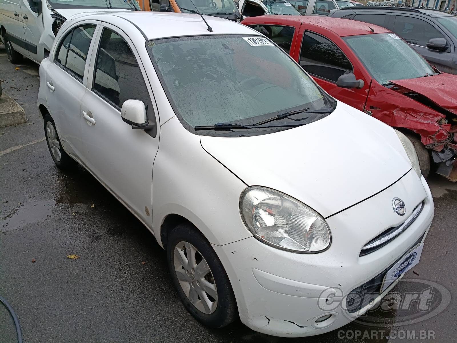 Veículo Nissan March NISSAN MARCH 2012 2013 em leilão