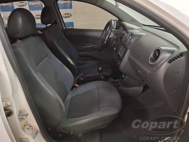 2015 VOLKSWAGEN GOL 